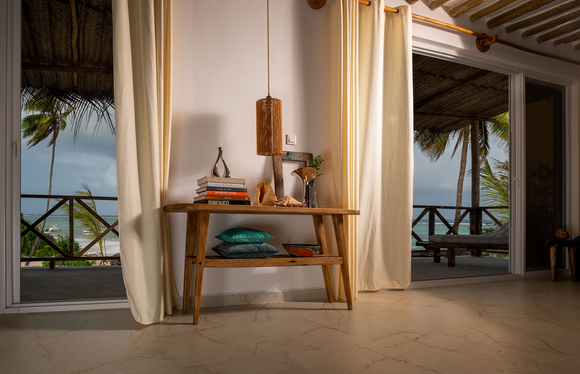 Premium Double Suite Room - decorations 3